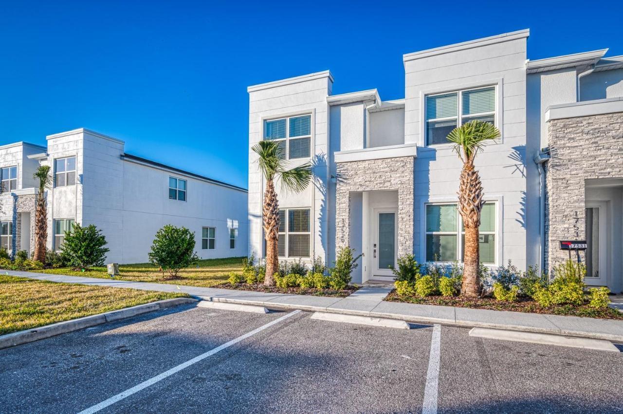 Comfortable Townhome With Private Pool Near Disney Four Corners 外观 照片