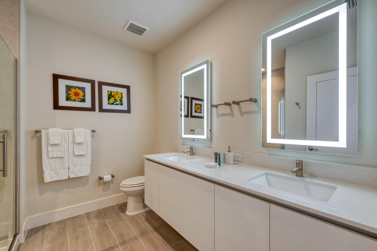 Comfortable Townhome With Private Pool Near Disney Four Corners 外观 照片